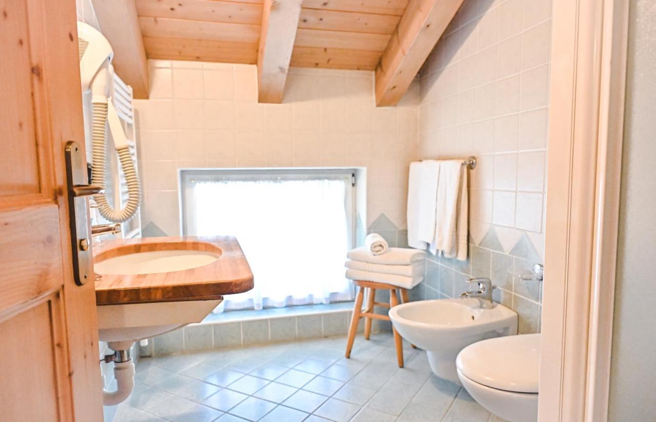 Alp Hotel Dolomiti ديمارو المظهر الخارجي الصورة