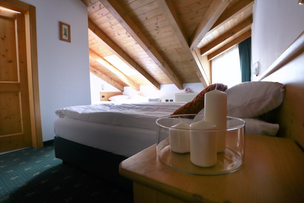 Alp Hotel Dolomiti ديمارو المظهر الخارجي الصورة
