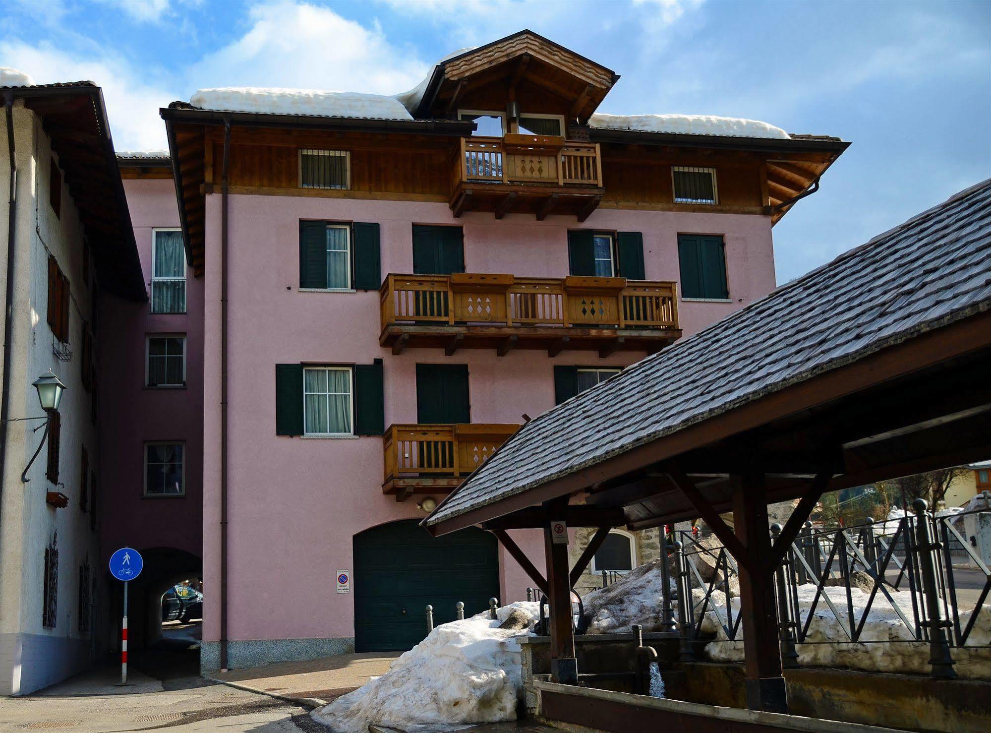 Alp Hotel Dolomiti ديمارو المظهر الخارجي الصورة